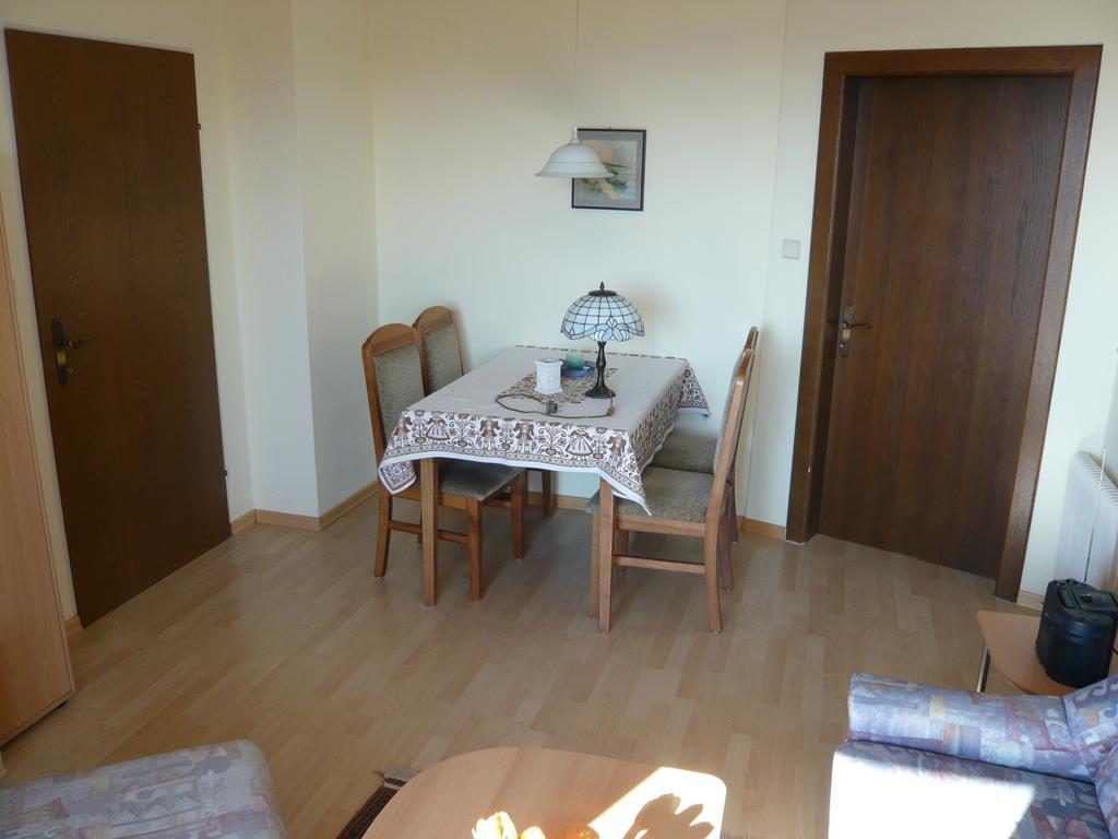 Appartementhaus Karawankenpromenade Velden am Wörthersee Стая снимка